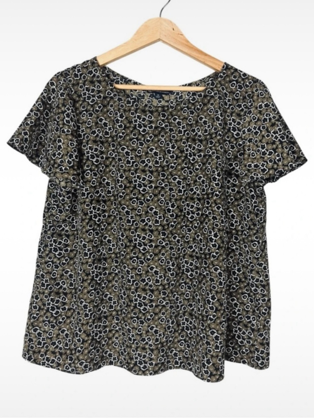 Pre-loved - Brooks Brothers Olive and Black Floral Short Sleeve Top - Size 14